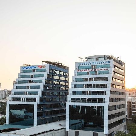 Ramee International Surat Hotel Exterior photo