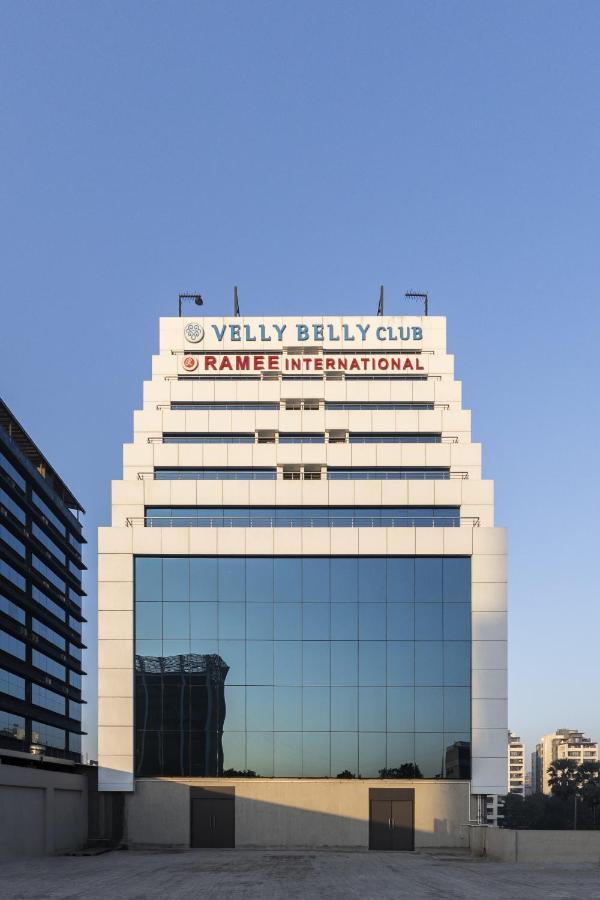 Ramee International Surat Hotel Exterior photo